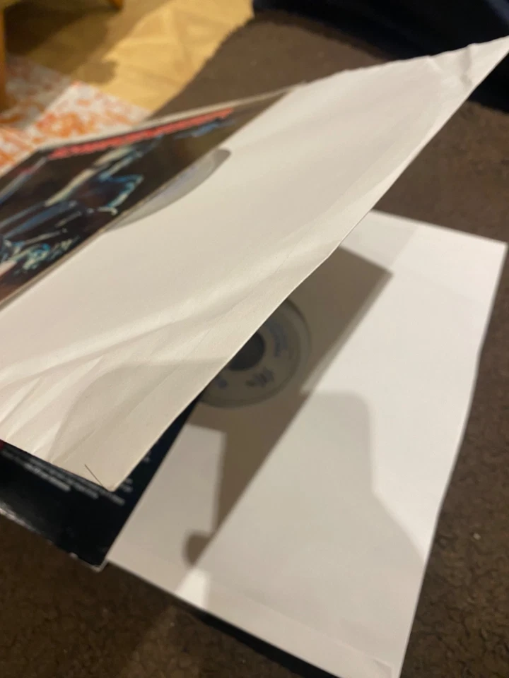 Terminator 2 Judgment Day Laserdisc RARE UNCUT UK first PAL release - Image 3 of 3