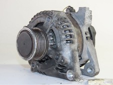 Alternateur Toyota VERSO