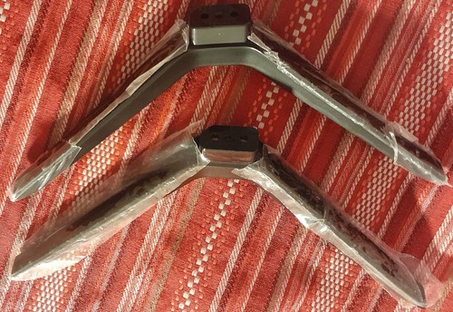 JVC LT-43MAW400 LT-40MAW300 Tv stand legs 102q4071111 has screws I SHIP FAST