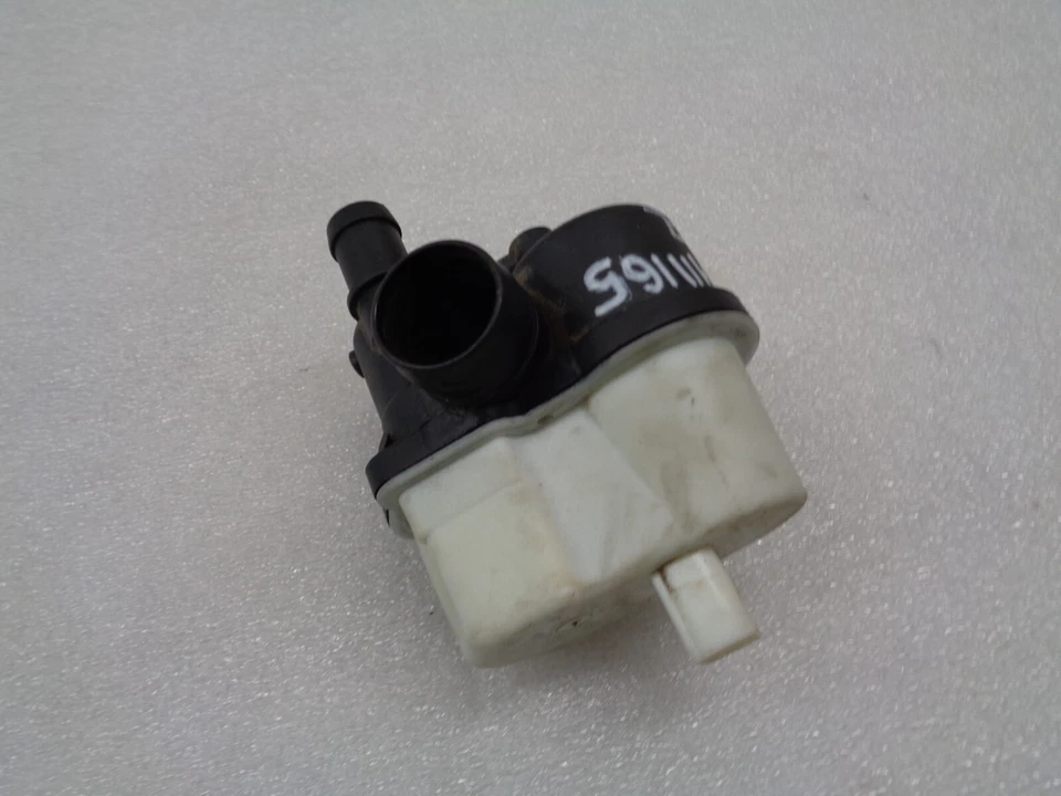 2012-2014 Volkswagen Jetta Leak Detection Pump 7L0906243 OEM AK2411165 - Image 2 of 4