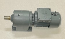 NEW SEW EURODRIVE R40DT63N4B03/HF/Z