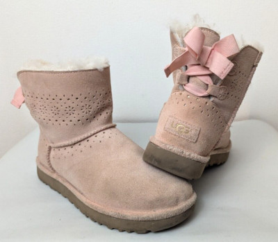 UGG BOOTS SUNSHINE BAILEY BOW 38 ROSA SCHLEIFE STIEFEL LAMMFELL GEFÜTTERT  N2404