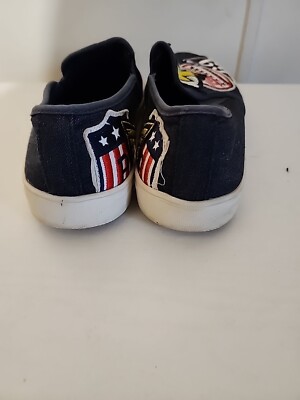 Steve Madden Men display picture 3