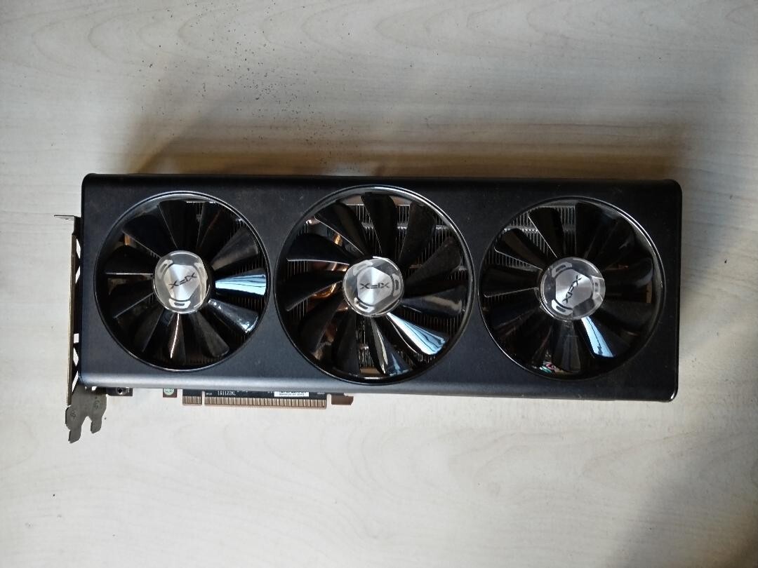 XFX Radeon RX 5700 XT 8GB GDDR6 Graphics Card (RX57XT83LD8) for