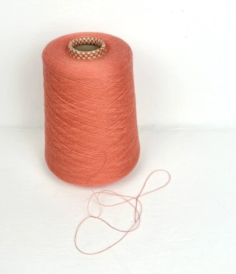 Пряжа кашемировая Cone Of Cariaggi Soffio 2/60 415 г коралловый цвет Италия 0/Кружево - Изображение 2 из 4