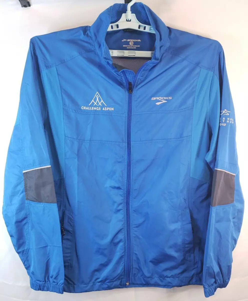 Brooks essential running jacket cheap
