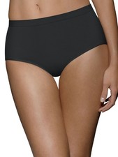 Bali Women's Comfort Revolution Brief df803j size 6 / 7