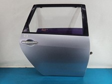 Porte arrière et accessoires Mitsubishi GRANDIS