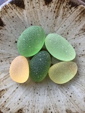 Beautiful color sea glass 5pcs, surf tumbled, weathered, beach glass, 18