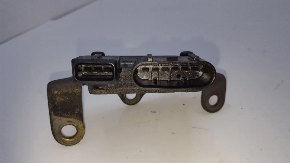 Módulo amplificador encendido 1997 98 99 Mitsubishi Montero Sport J723T Foto 3 de 4