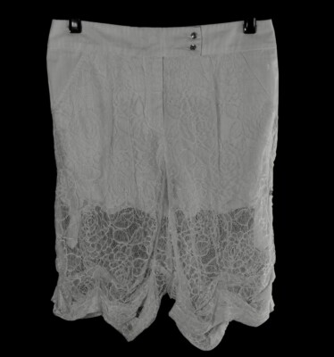 NWOT PATRIZIA PEPE FIRENZE ITALY FANCY WHITE LACE SHORTS SIZE 40