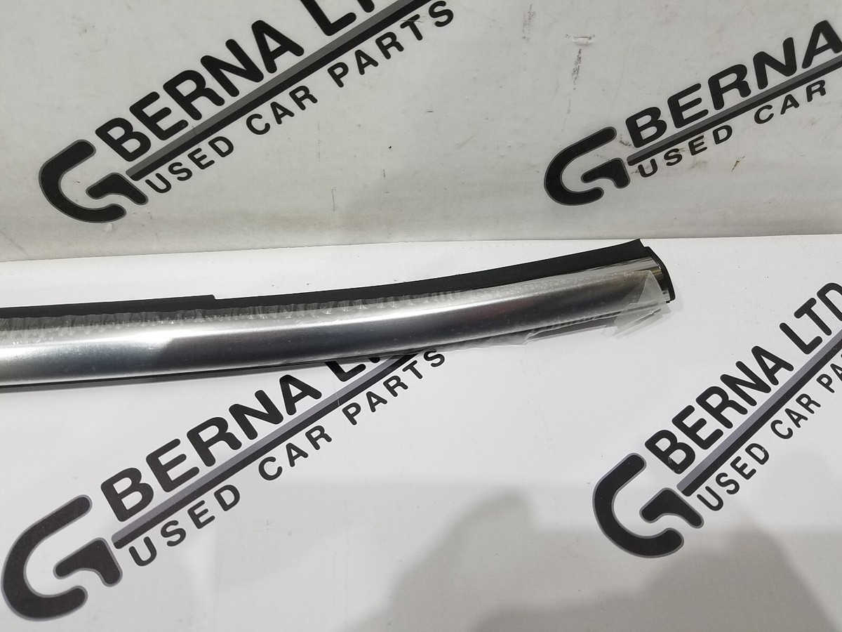 GENUINE MG ZS 2017-2022 FRONT PASSENGER DOOR WEATHERSTRIP MOLDING 