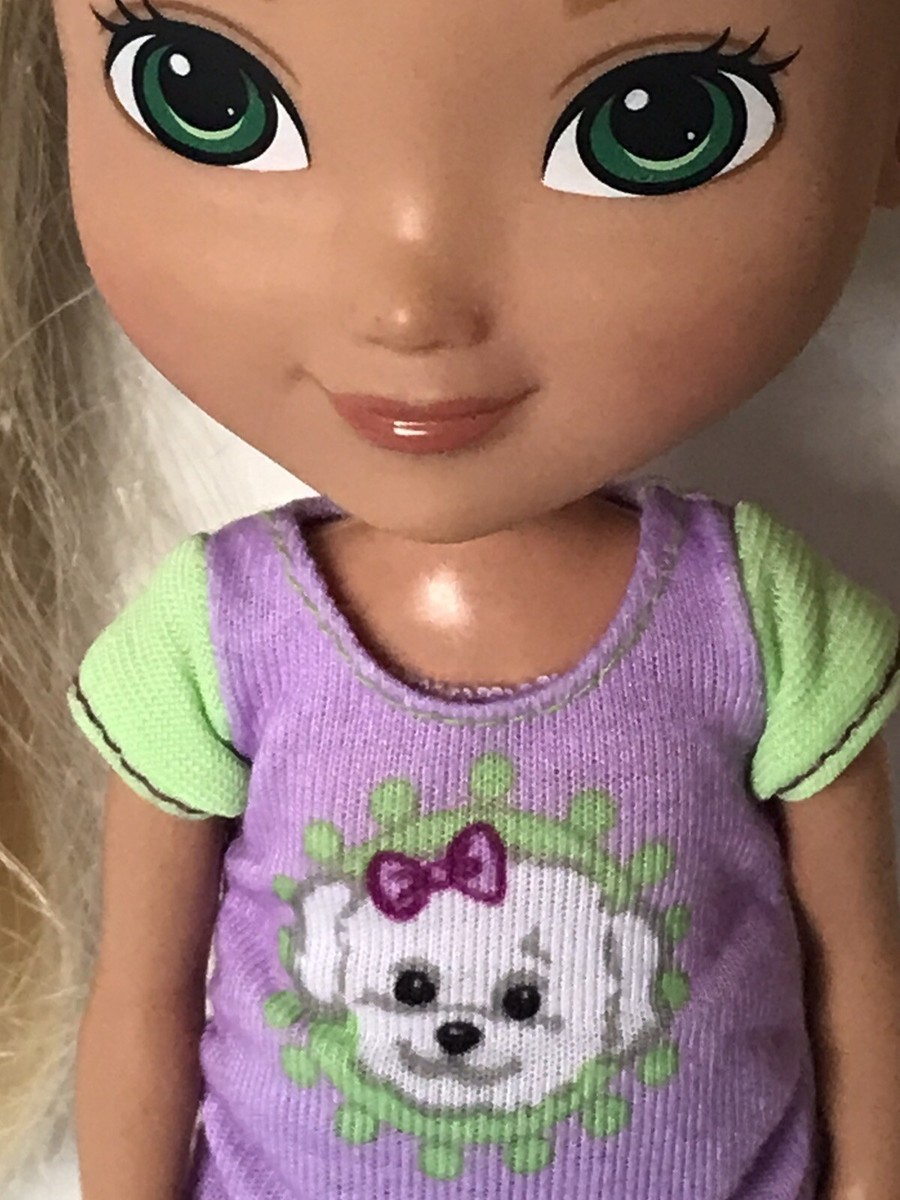 Dora And Friends Doggie Day Alana Doll 8.5