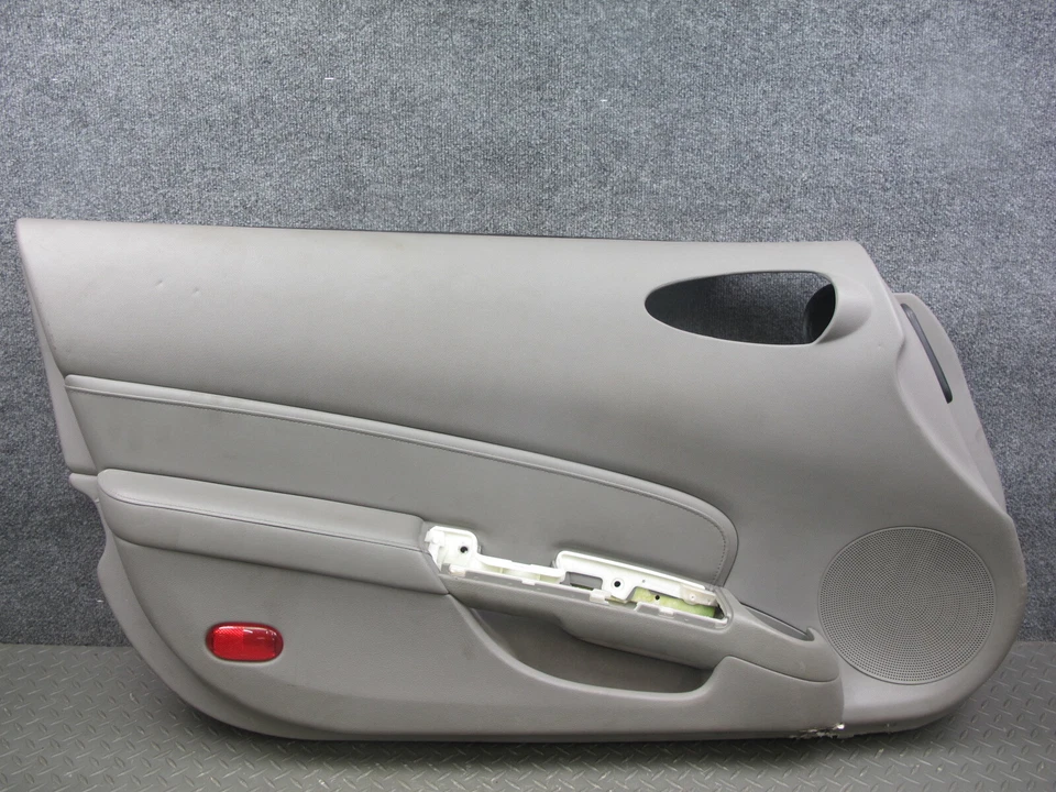 🥇06-09 JUEGO DE 2 MOLDURAS PANEL PUERTA INTERIOR IZQUIERDA Y DERECHA NISSAN 350Z Z33 GRIS OEM Foto 3 de 4