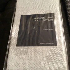 New Hudson Park Collection Textured Lattice Pillow Sham Standard 22”x30”