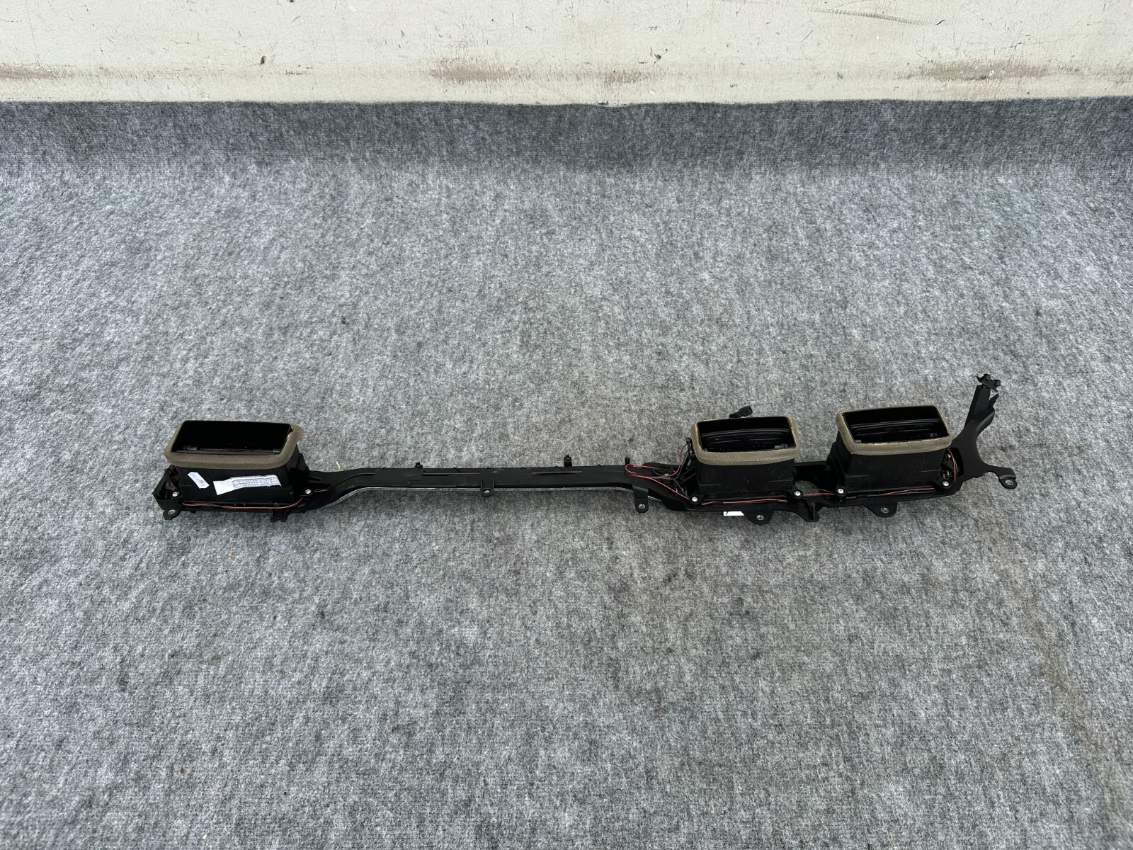 Maserati Quattroporte 2013-2017 FRONT+RIGHT Air vent
