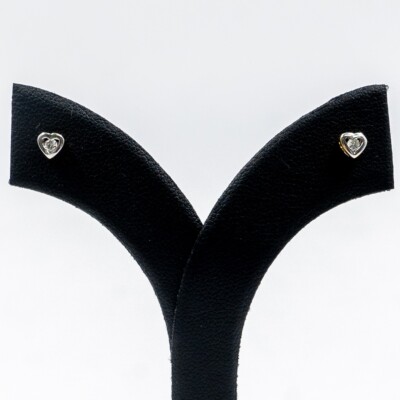 0.75ct G Colour Round Diamond Heart Shape Stud 18k Yellow Gold Earrings