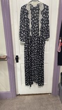 Vintage Vanity Fair Medium Robe Lace Roses USA