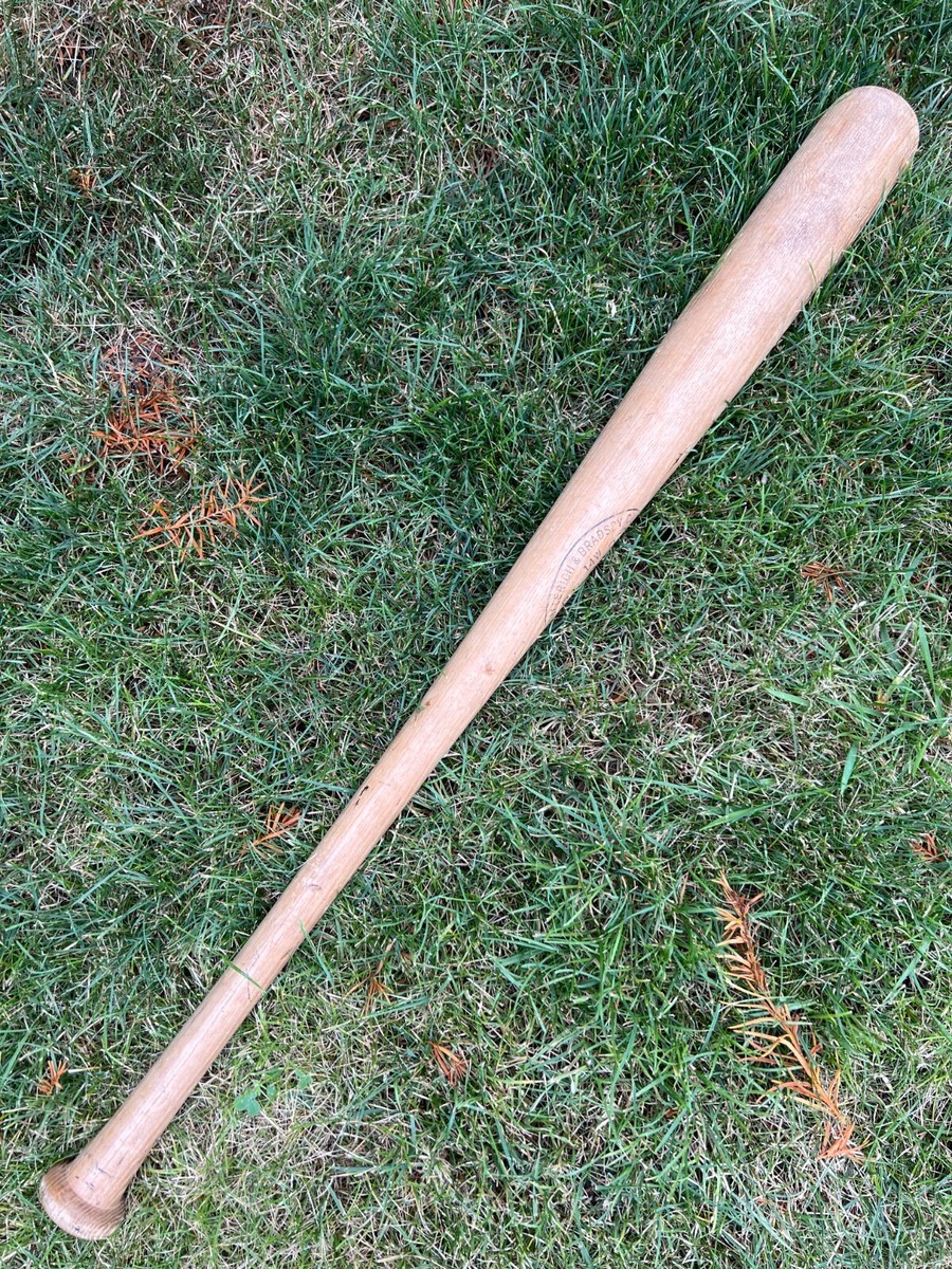 Vintage Hillerich Bradsby Wood Baseball Bat 14W Brown Chicago