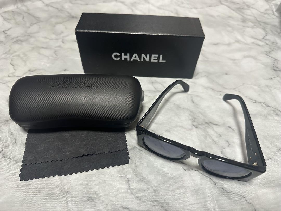 CHANEL Coco Mark Designer Sunglasses with Logo