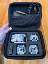 Anki 000-00048 Cozmo Robot Toy for Kids includes carrying case, charger, cubes