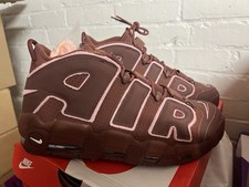 Nike Air More Uptempo 96 Pippen Día de San Valentín Poni Rosa Leche de Coco DV3466 200