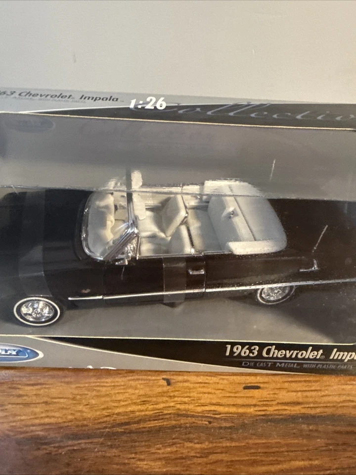 Chevrolet Impala Car Black &White New in Box and sealed Welly 1963 1:26 Scale - Image 4 of 4
