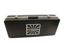 NOVATRON 240 Pro Studio Photo Lighting Kit w Lamps Umbrella Stand  Case