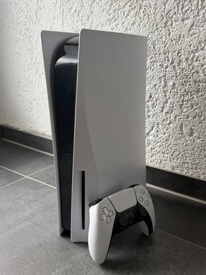 Sony PlayStation 5 825 GB Disc Edition