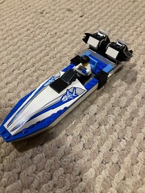 LEGO Island #6737 &ldquo;Wave Catcher&rdquo; (2002), Used, Very Good Cond., Complete