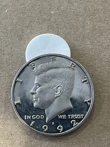 Selling As Shown - 1992 S Proof Coin-KENNEDY HALF DOLLAR-Nice Rim-Free Shipping