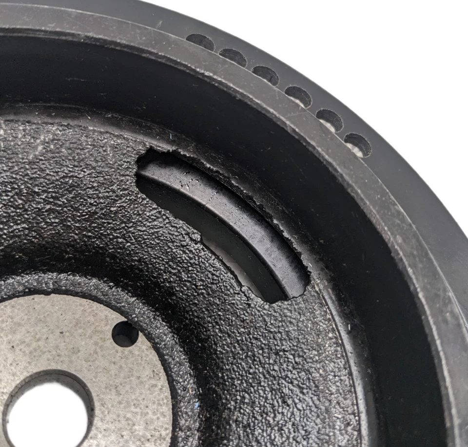 Conjunto balanceador harmônico Dorman 594-186 para modelos Chrysler, Dodge - Imagem 4 de 4