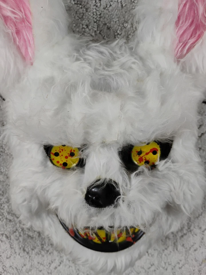 Five nights at Freddy's Killer Bunny Adult Mask - Image 4 of 4