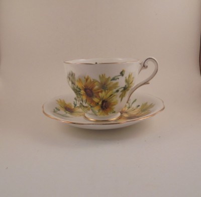 Royal Standard Footed Teacup & Saucer Brown Eyed Susan Bone China