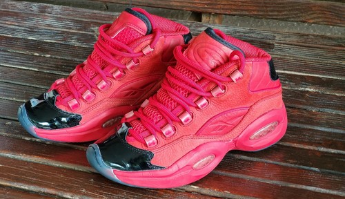 ALLEN IVERSON RED AND BLACK REEBOK 