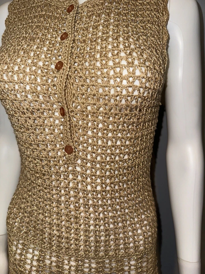 VESTIDO DE ENCUBRIMIENTO BOHO DELANTERO $450 MELISSA ODABASH "ROSIE" DORADO CROCHET BOTÓN S Foto 4 de 4