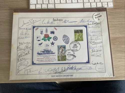 ‘100 TEARS OF TEST CRICKET AT OLD TRAFFORD’ FDC WITH 28 AUTOGRAPHS. GOOCH & MORE