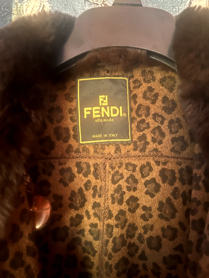 Abrigo de piel de cachemir Fendi talla XL Foto 4 de 4