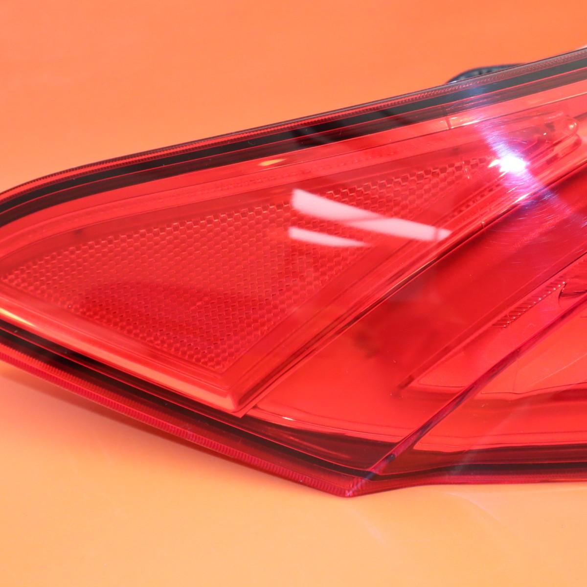 Maserati Levante 2017-2020 Left Tail light P/N 670035797