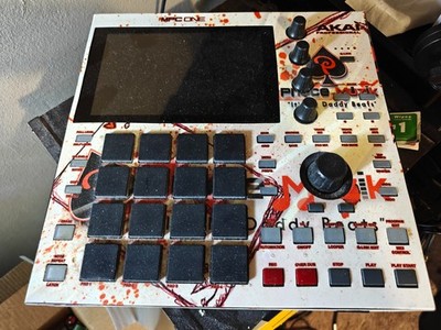 AKAI MPC One Black Standalone Sampler with Power Cable