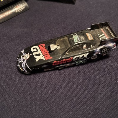 2000 Winners Circle NHRA Funny Car John Force Castrol GTX 9X Champion 1/64