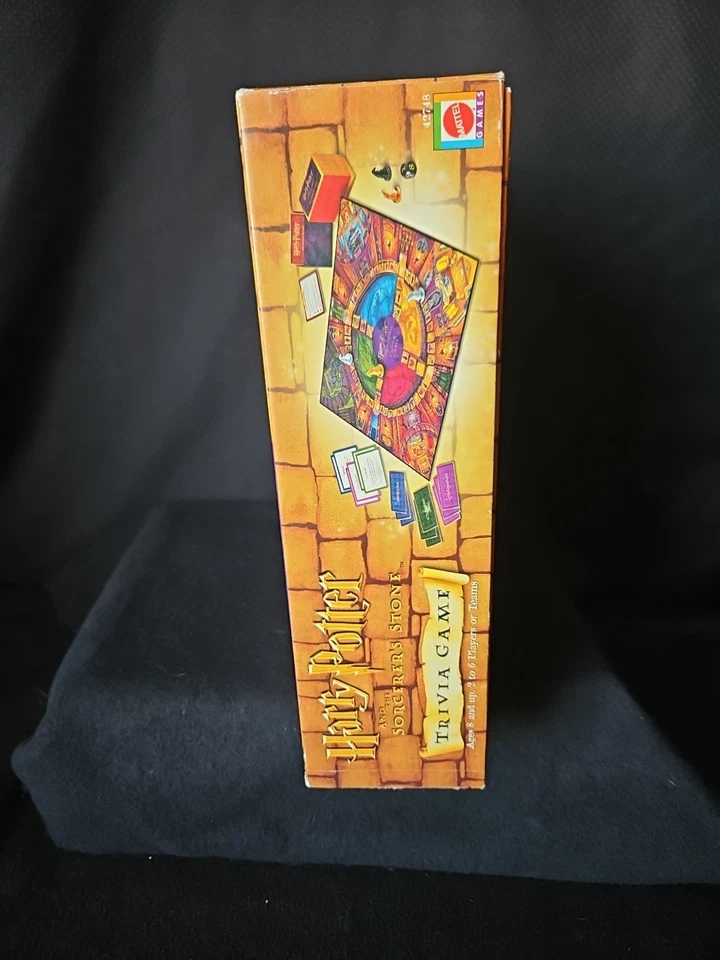 Harry Potter and the Sorcerer's Stone Trivia Game Mattel 2000 Fantasy Complete - Image 2 of 4