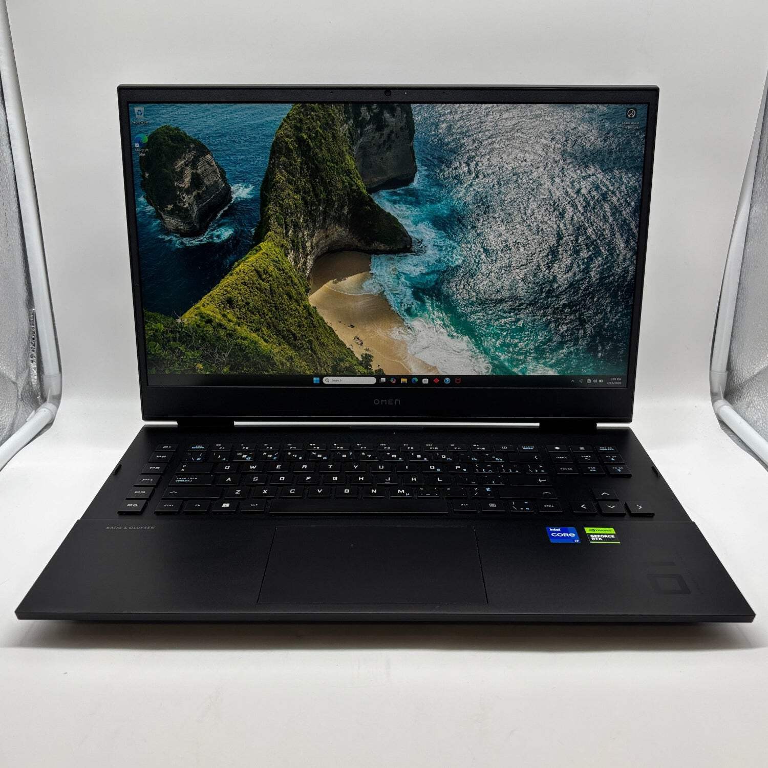 HP Omen 17-CM2002CA 17.3