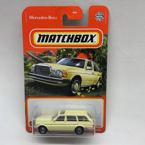 Matchbox #53 15 Mercedes Benz S123 Station Wagon 300 TD amarillo cremoso estuche S - Imagen 11 de 11