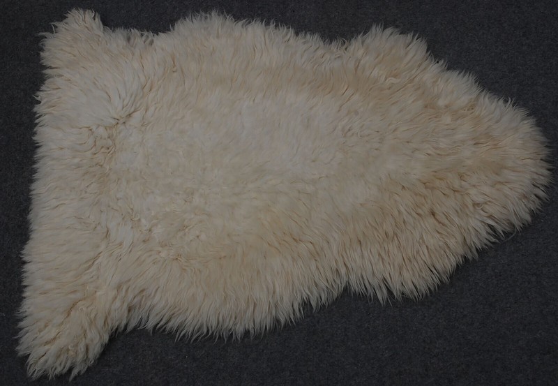 100% Natural  Fur Sheep Skin Rug Luxury Throw Silky Warm Floor  Mat 8219