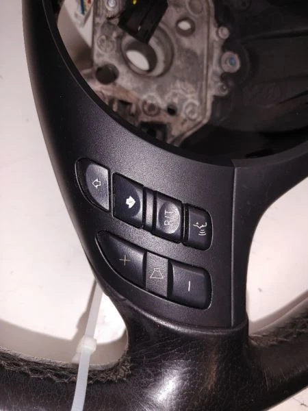 2005 BMW 325CI E46 SPORT STEERING WHEEL ASSM - Image 4 of 4