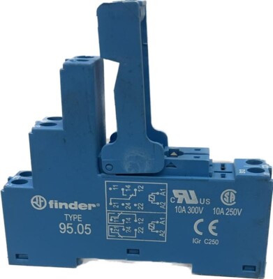 Finder 95.05 Relaissockel 