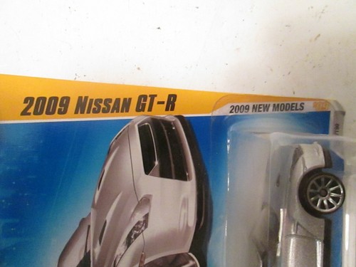 Toys Hot Wheels 2009 Nissan GT-R Twin Turbo V-6 in Silver Imported Mattel Canada - Picture 8 of 10