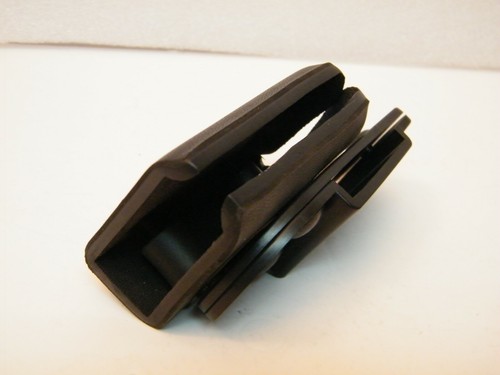 SAFARILAND ADJUSTABLE OPEN FRONT MAGAZINE POUCH S&W 59 BER-92 TACTICAL LEFT HAN - Picture 6 of 7