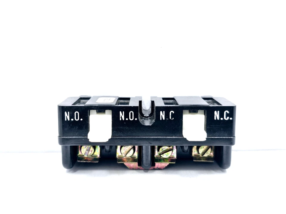 50ZAC2 FURNAS DUPLEX CONTACT BLOCK PUSHBUTTON KIT LOT OF 2 - Image 3 of 4